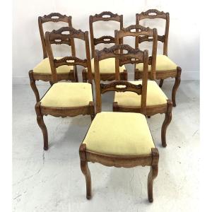 Suite de six chaises de style Louis Philippe en merisier XIX siècle