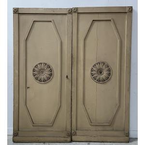 Suite de deux portes a panneaux moulurés XIX siècle
