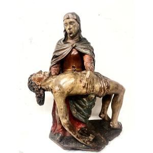 "La Piéta " Vierge de la Pitié en bois sculpté polychromé XVI iéme siècle