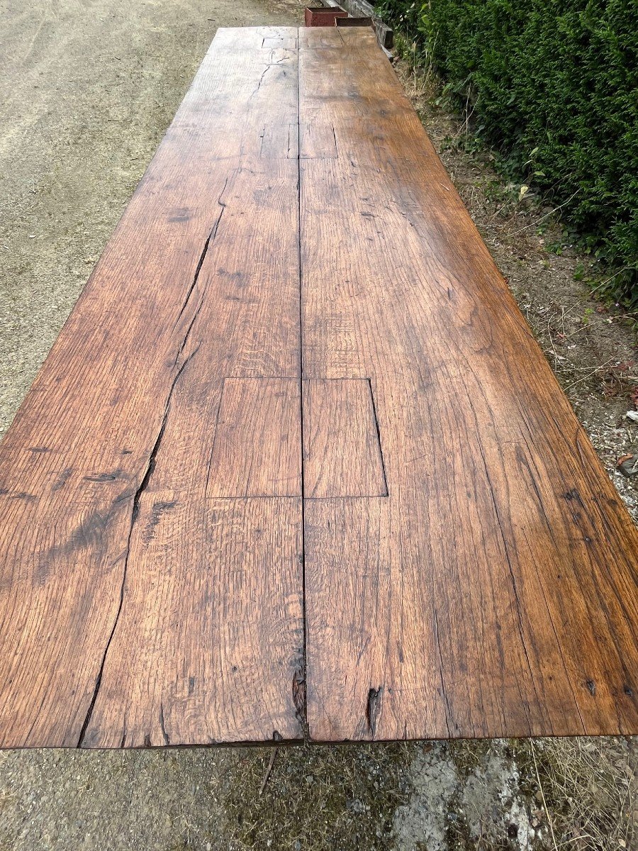 Large Oak Castle Table-photo-1