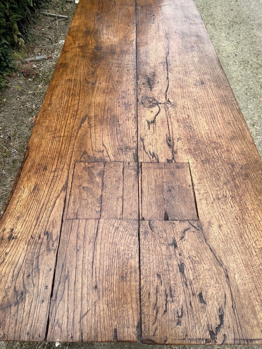 Large Oak Castle Table-photo-2