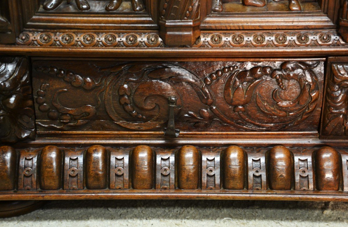 Renaissance Style Walnut Buffet, 19th Century Period-photo-5