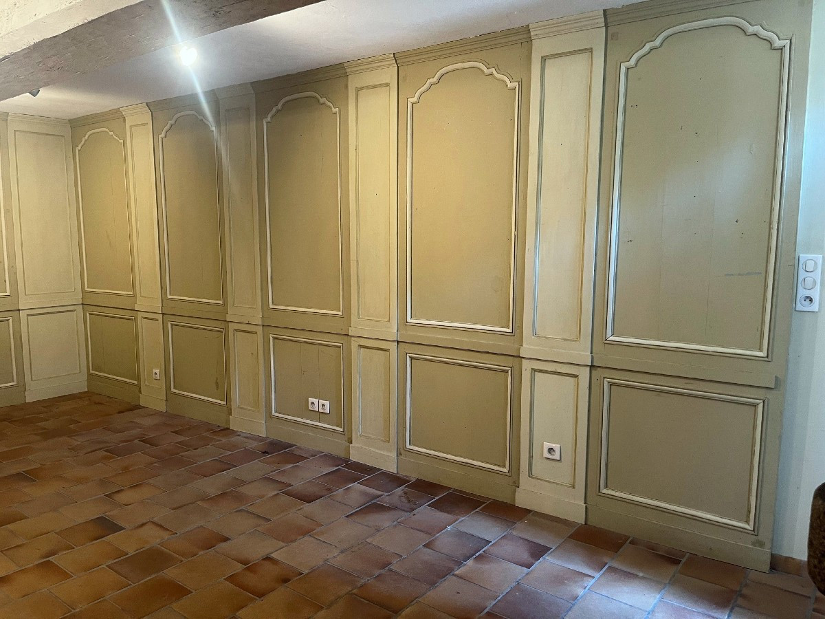 boiserie peinte époque XVIIIe siècle