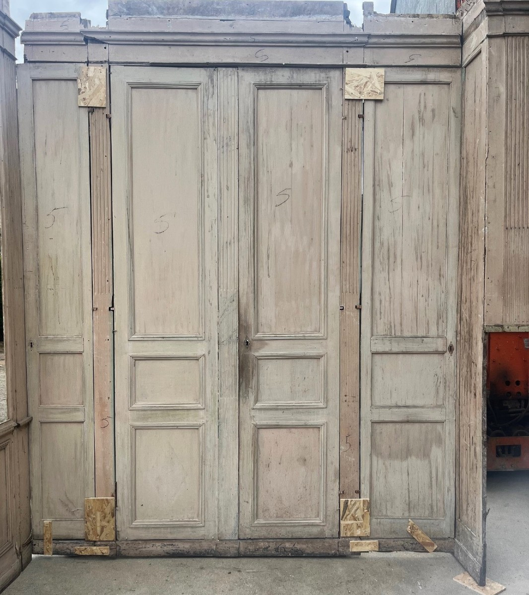 Boiserie en ch&ecirc;ne peint de style Directoire, &eacute;poque milieu XIXe si&egrave;cle-photo-3