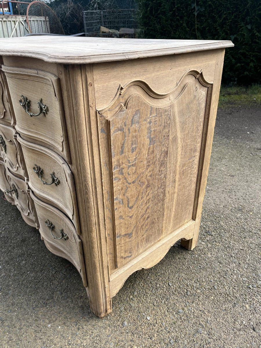 Commode en chêne blanchi époque 18ème siècle-photo-2