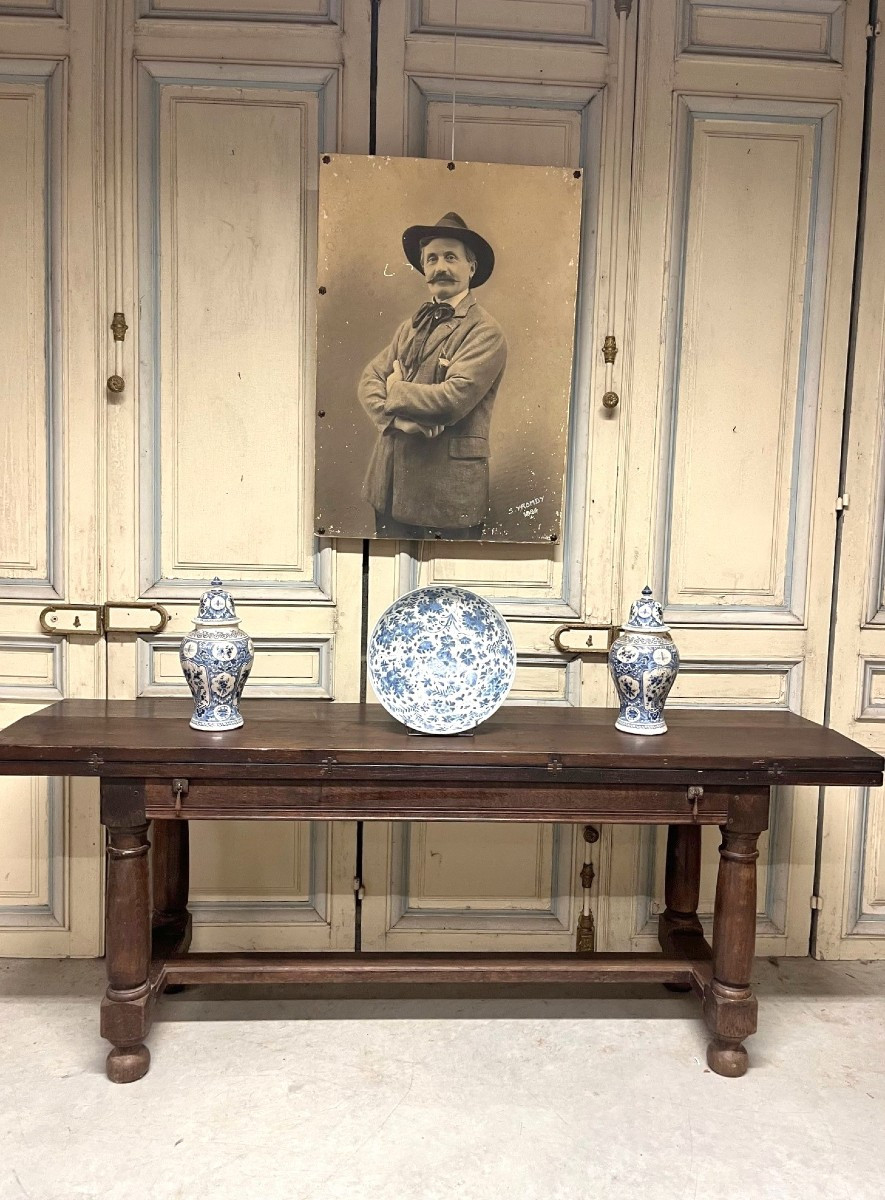 Monastery Table Convertible Into A Console