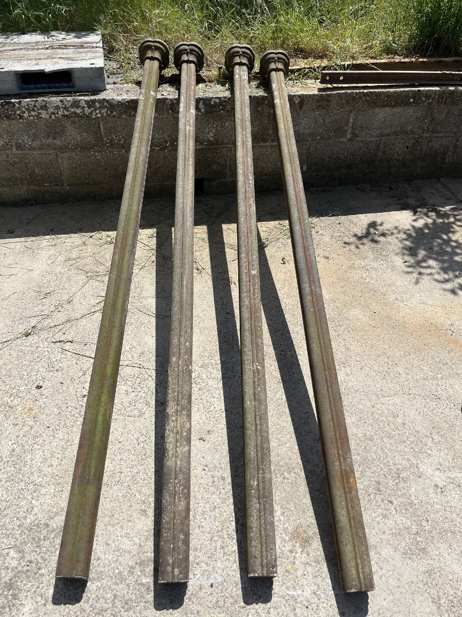 Suite Of Four Cast-iron Posts From The 1930s-photo-2