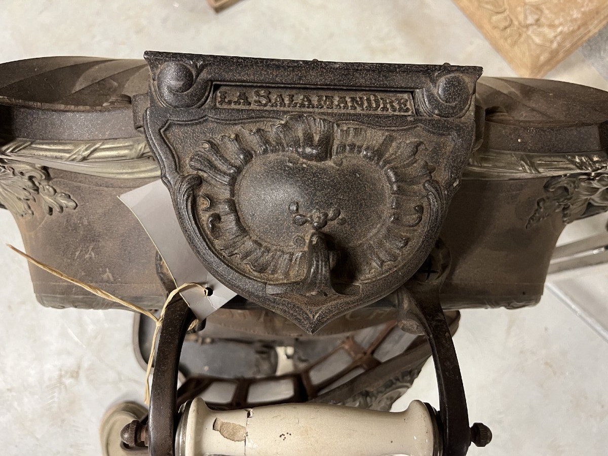 Poële à bois en fonte  de marque "Salamandre "vers 1900-photo-7