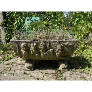 Small Planter In Reconstituted Stone In The Renaissance Style