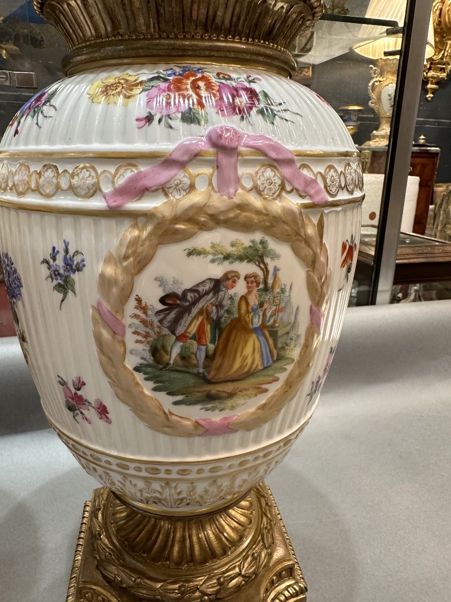 Pair Of Covered Vases, In German Porcelain From Kpm-photo-3
