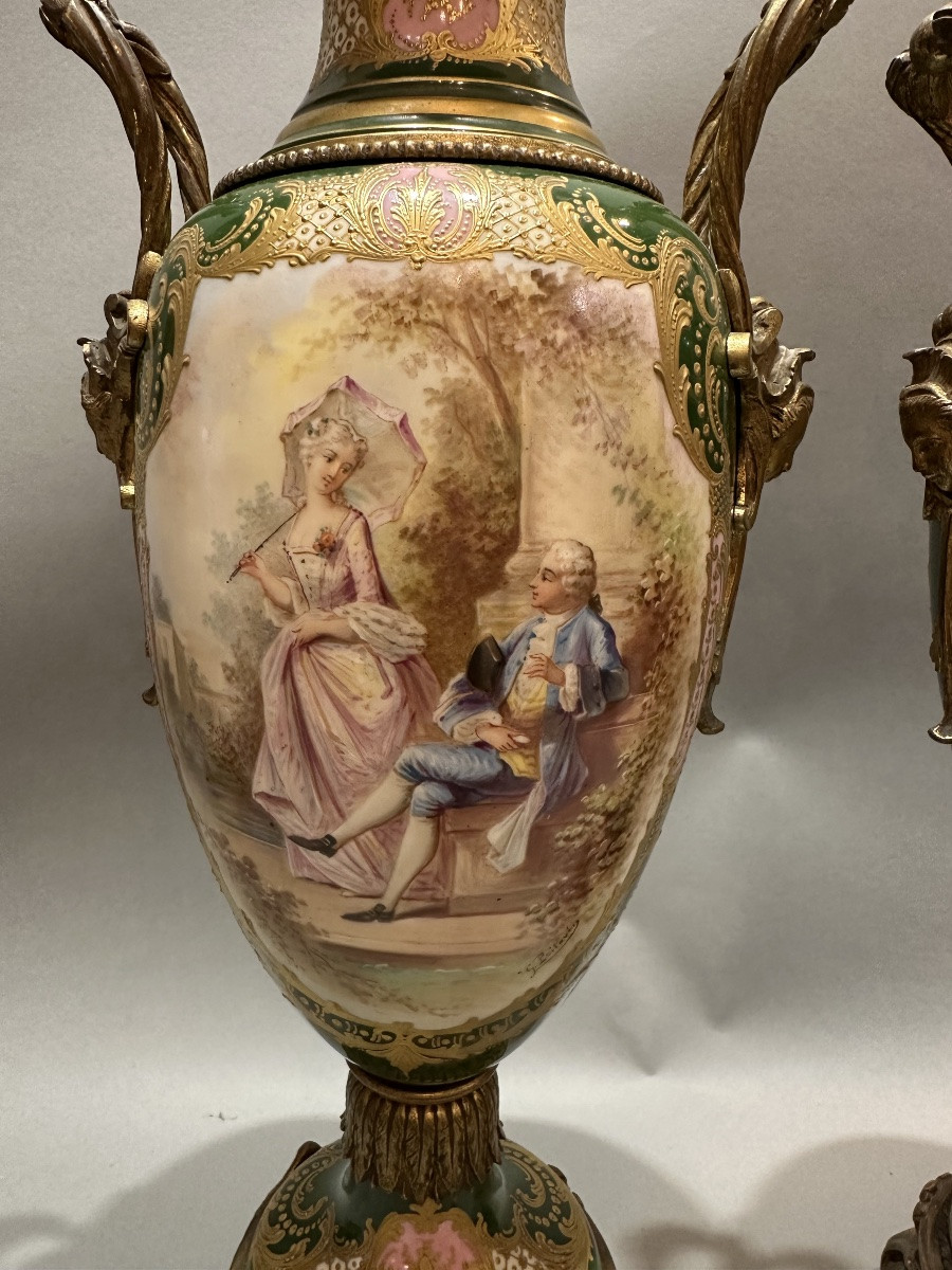Paire De Vases, en porcelaine de Sèvres 60 cm-photo-4
