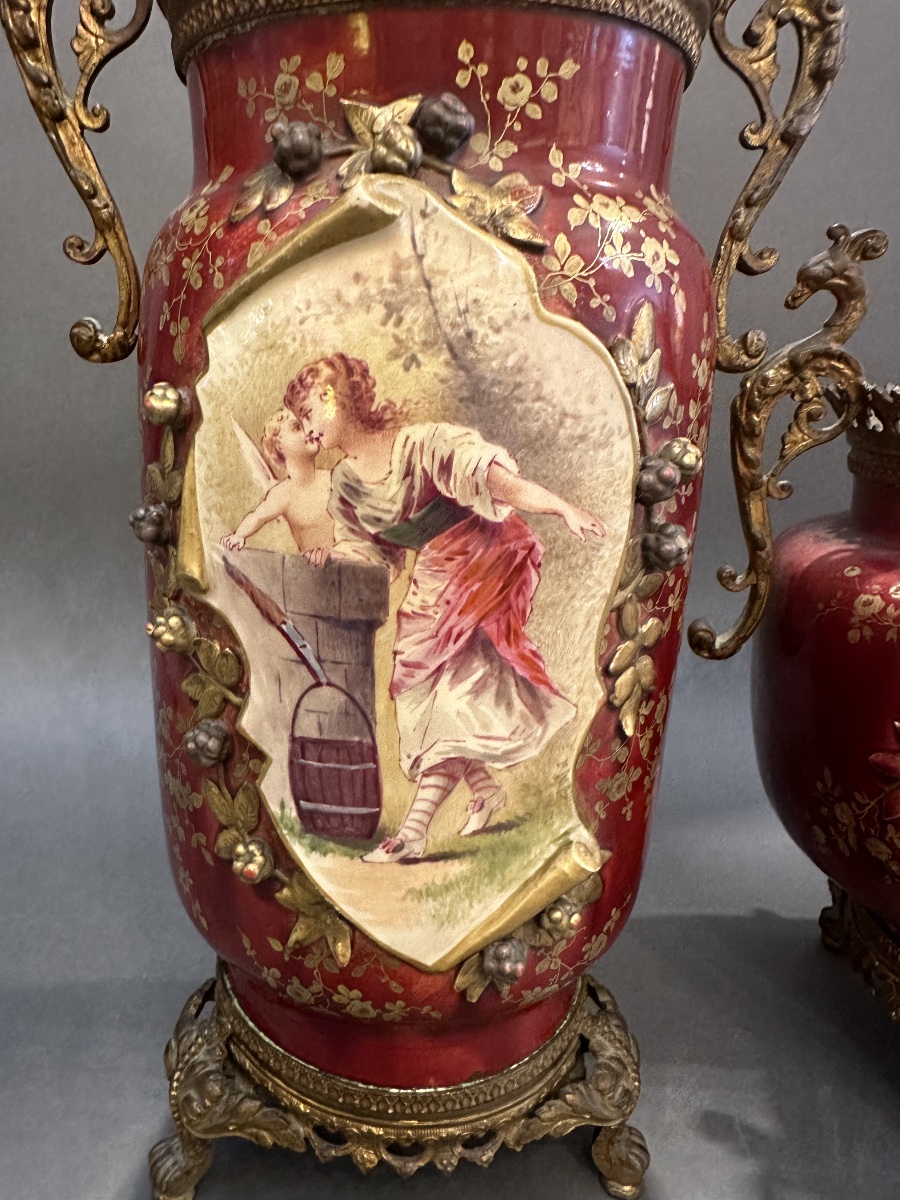 Garniture de cheminée en porcelaine et bronze doré – 3 pièces, fin XIXᵉ siècle-photo-3