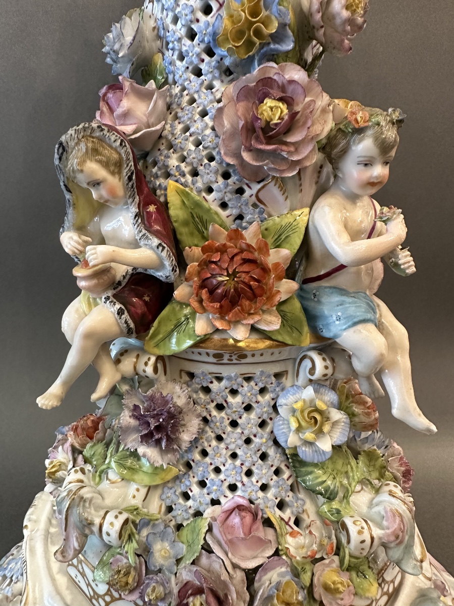 Meissen Porcelain Goblet On A Pedestal – 19th Century-photo-1