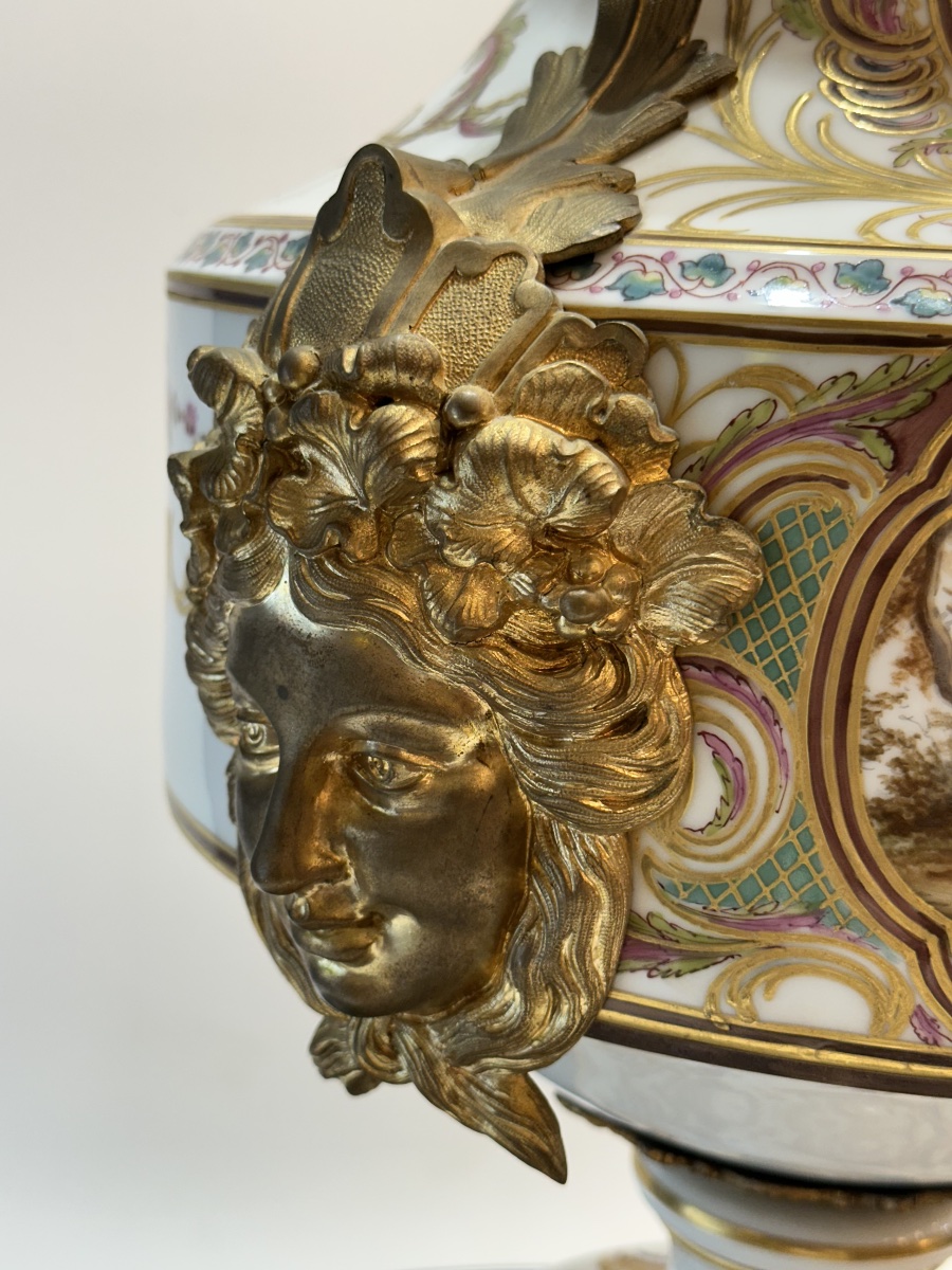  paire de vases couverts en porcelaine de Meissen, XIXᵉ siècle-photo-7