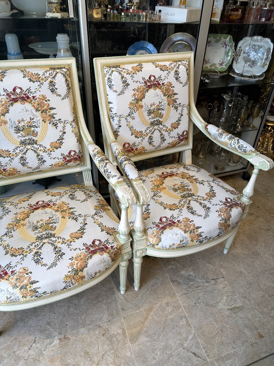 Paire de fauteuils de style Louis XVI en bois laqué – XIXe siècle-photo-2
