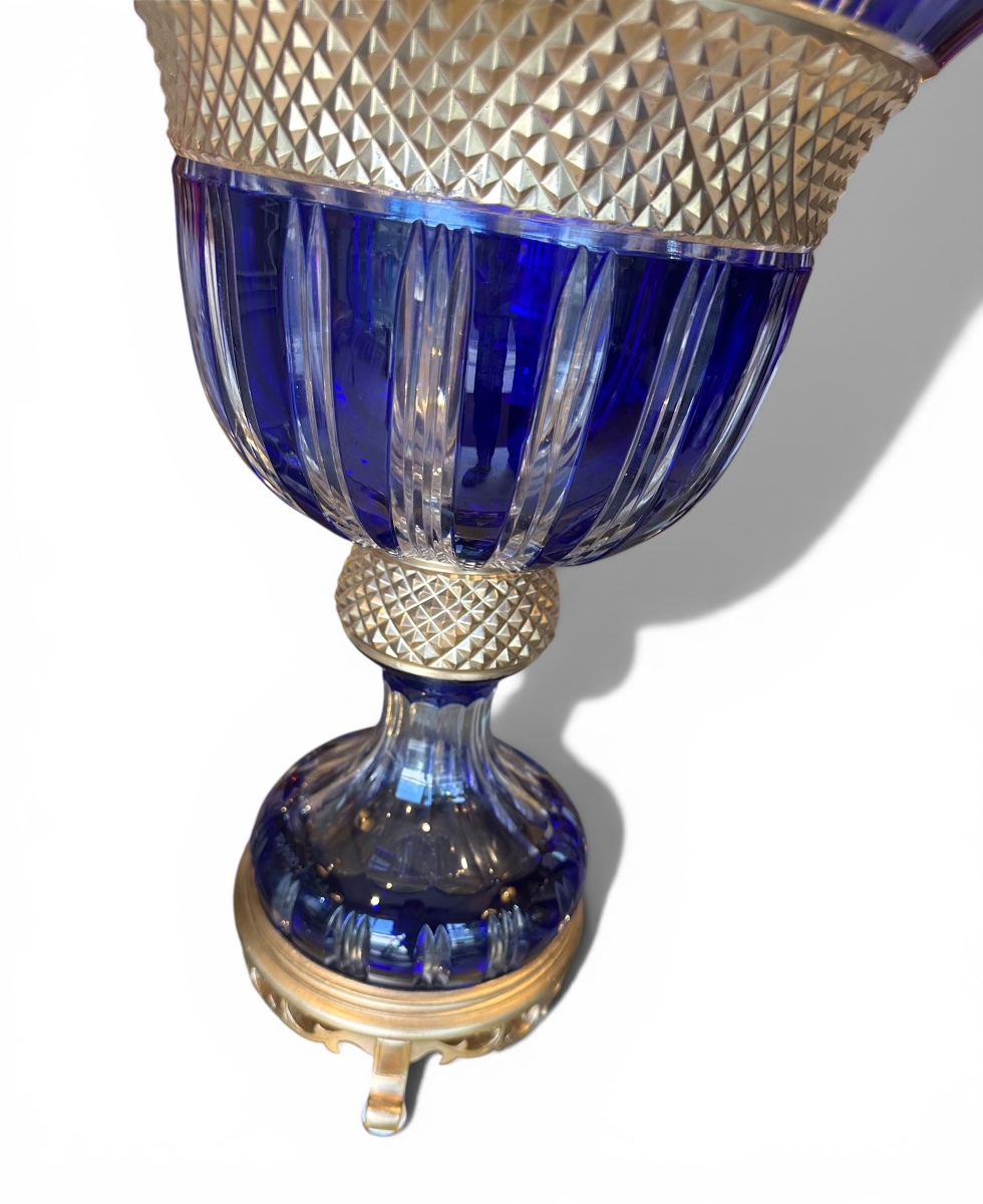 Coupe de centre de table en cristal bleu taillé  doré – XXᵉ siècle-photo-2