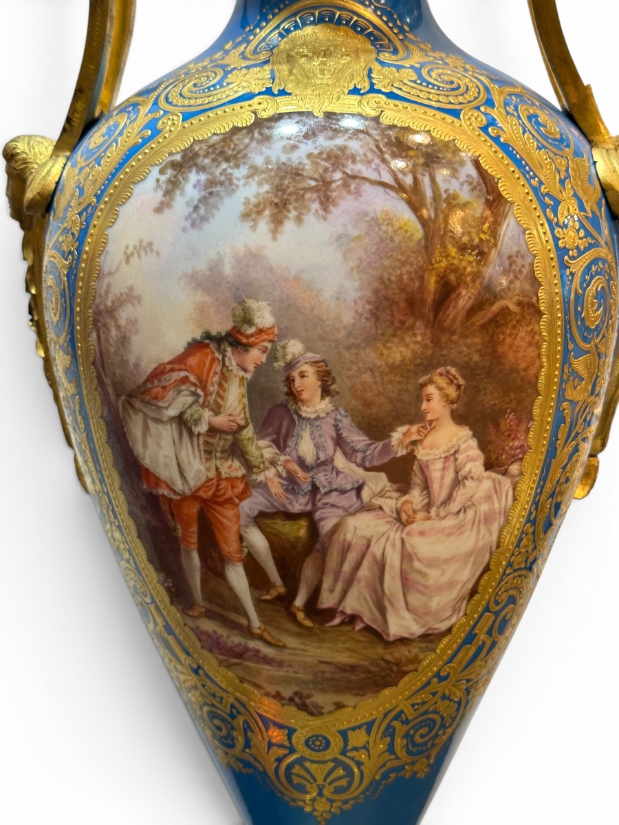 Pair Of Large Lidded Vases Made Of Sèvres Porcelain-photo-1