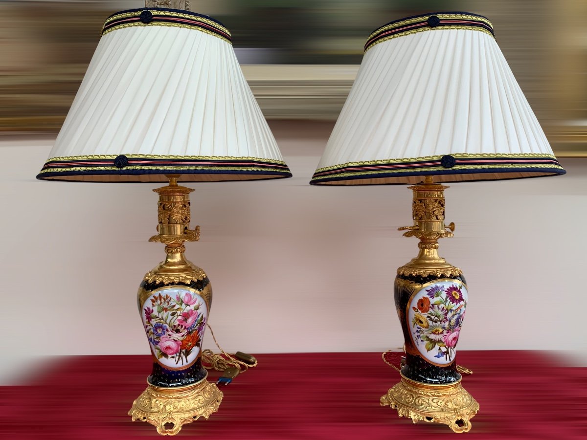 Paire De Lampes En Porcelaine De Sèvres 19ème Siècle