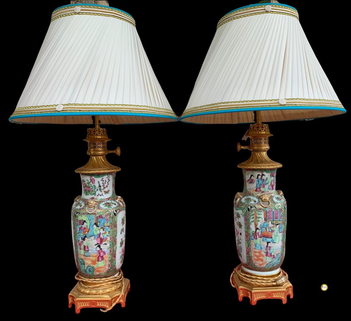 Paire De Lampes En Porcelaine -photo-3