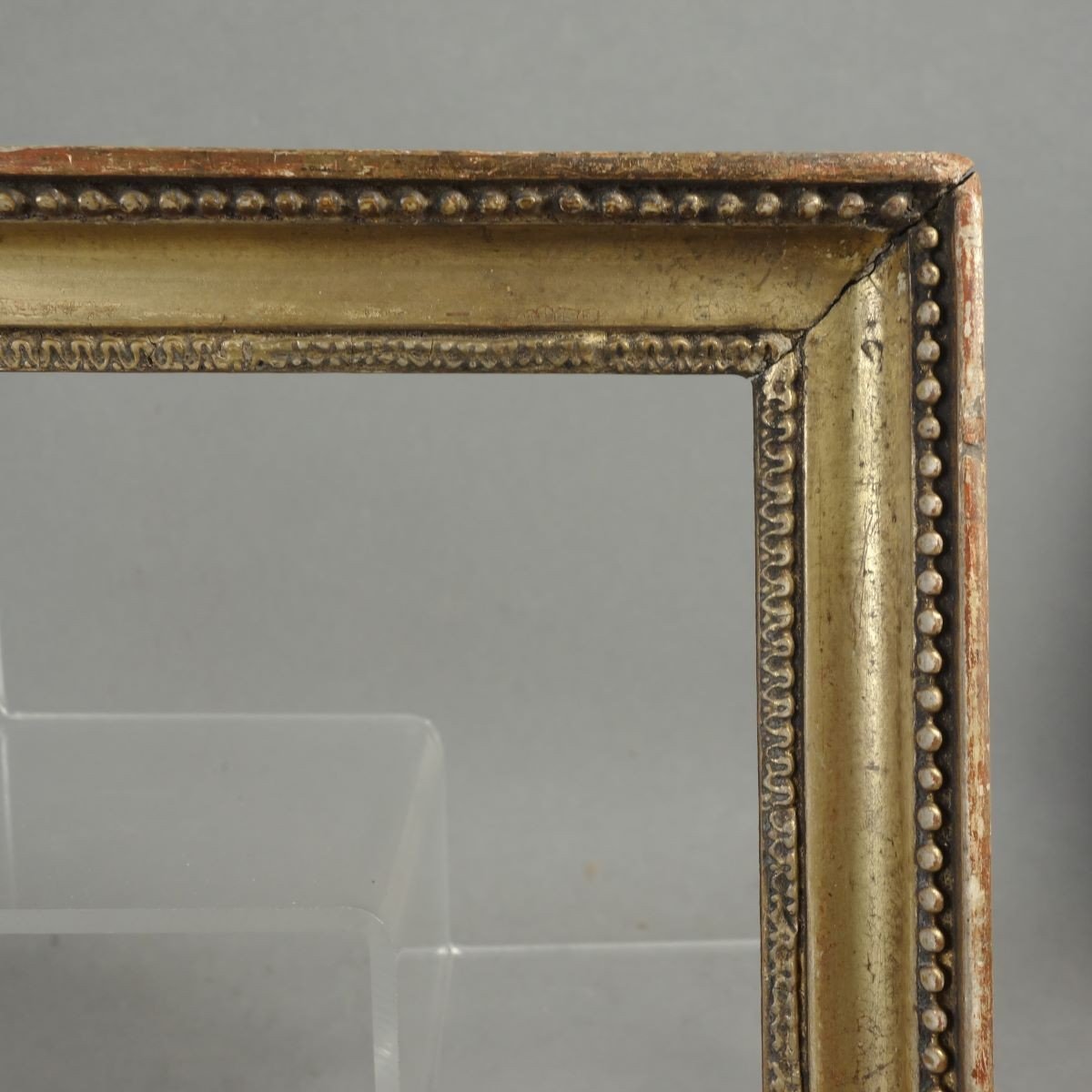 Small Frame Late 18th Century Golden Wood Decor Row Of Beads: 23.7 X 17.5 Cm-photo-4