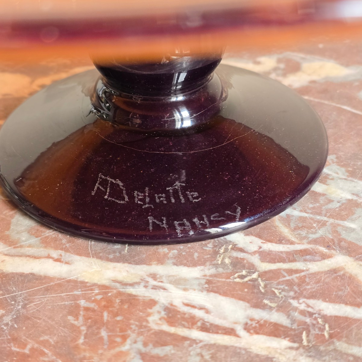 André Delatte ( 1887- 1953 ) Nancy coupe en verre marmoréen orangé de 31 cm de diamètre "-photo-2