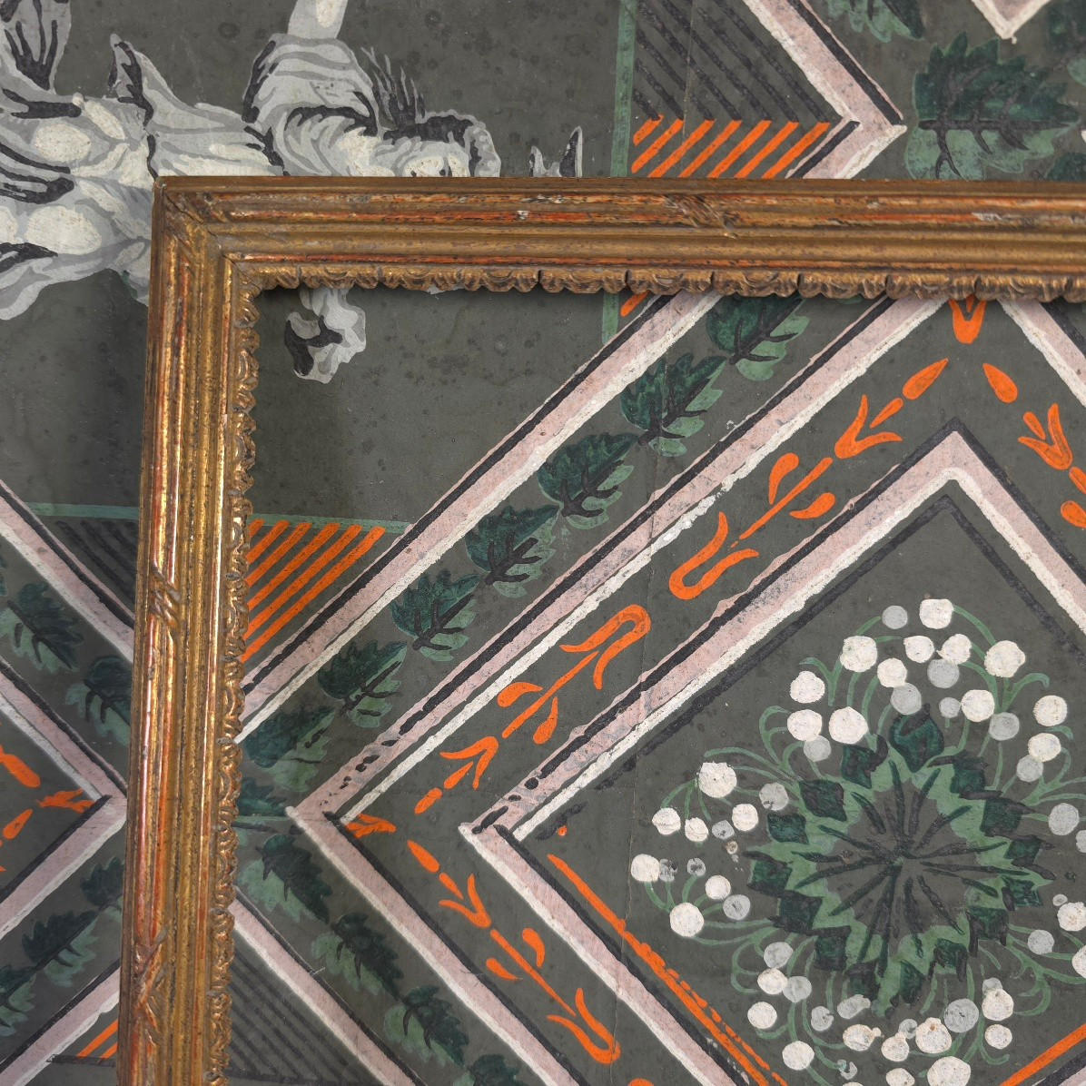 Cadre baguette XVIIIe Louis XVI bois doré feuillure :  24 x 32 cm