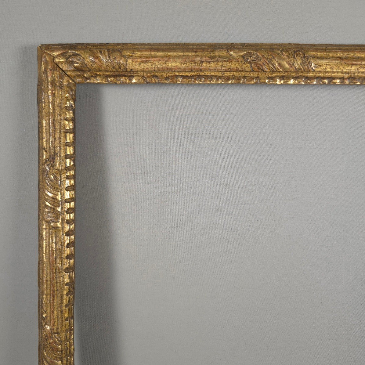 Giltwood Frame, 18th Century. Original Giltwood Frame, Re-ribbed Frame: 35 × 42.5 Cm. View: 32.-photo-2