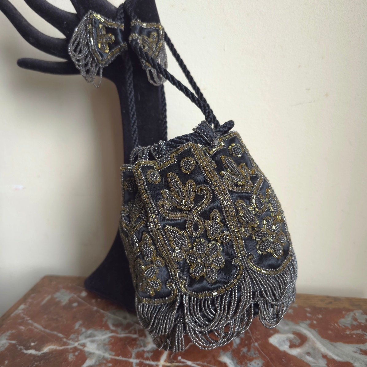 Pearl Bag Aumônière Couture Made In France 20th Century