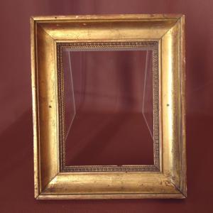 Cadre doré Empire  XIXe feuillure : 19 x 14,8 cm