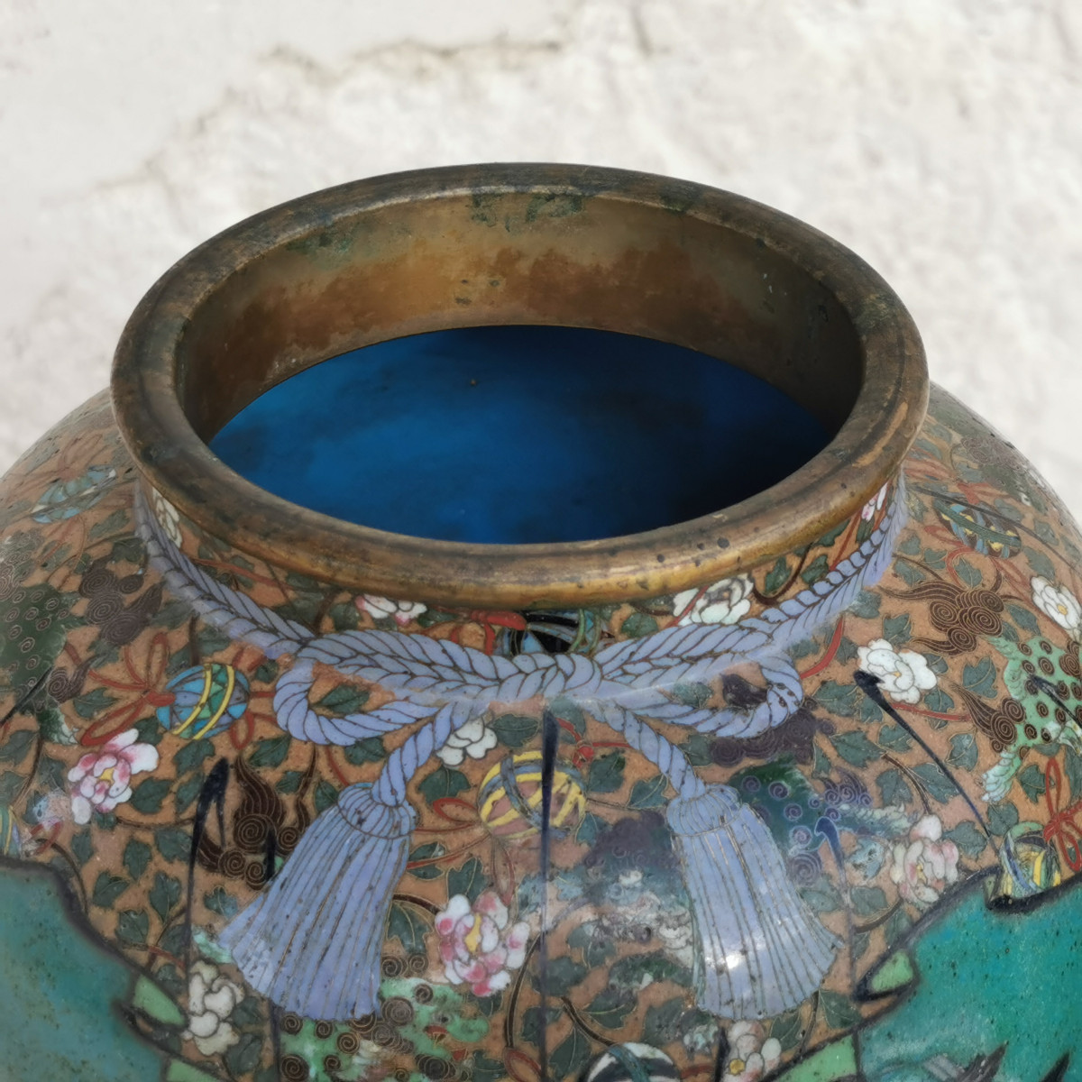 Paire de vases en émail cloisonné , Japon , ère Meiji , fin XIXième siècle-photo-1