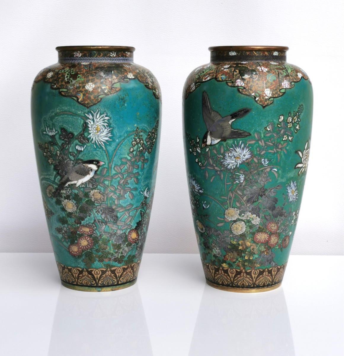 Paire de vases en émail cloisonné , Japon , ère Meiji , fin XIXième siècle-photo-5
