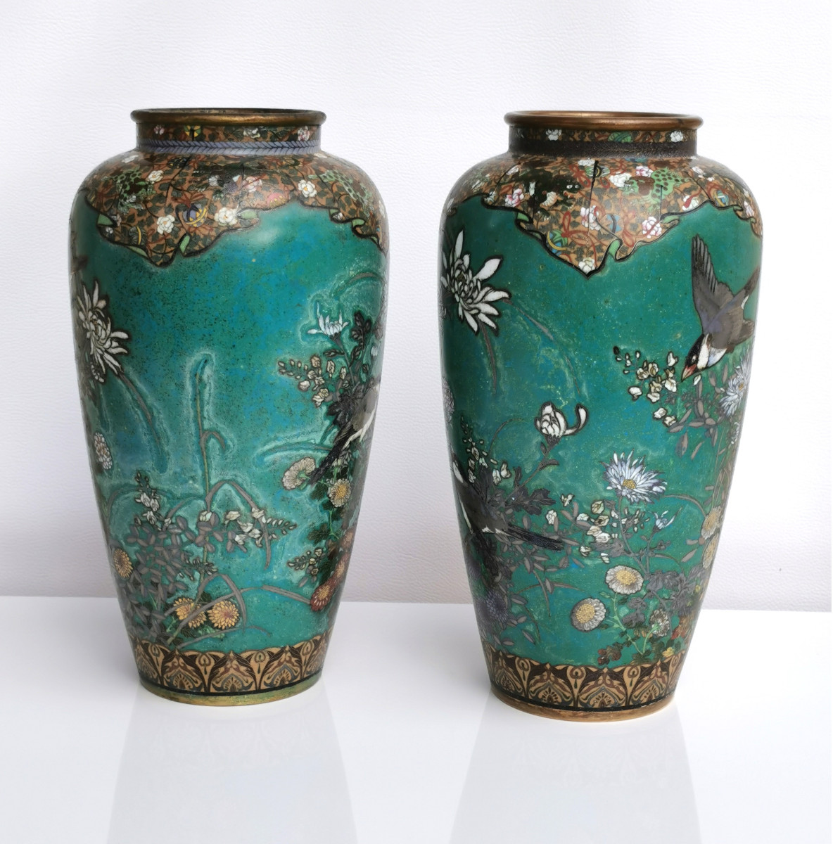 Paire de vases en émail cloisonné , Japon , ère Meiji , fin XIXième siècle-photo-6