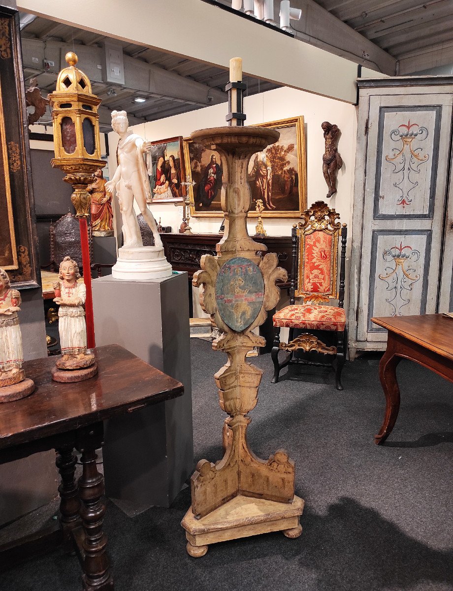 Large Lacquered Candlestick, Tuscany, 17th Century-photo-2