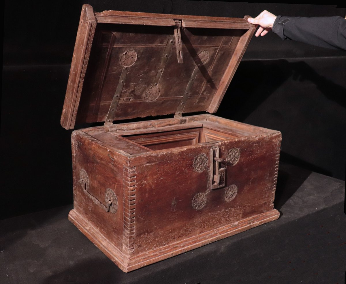 Gothic Cassone Chest, Veneto 15th Century-photo-4