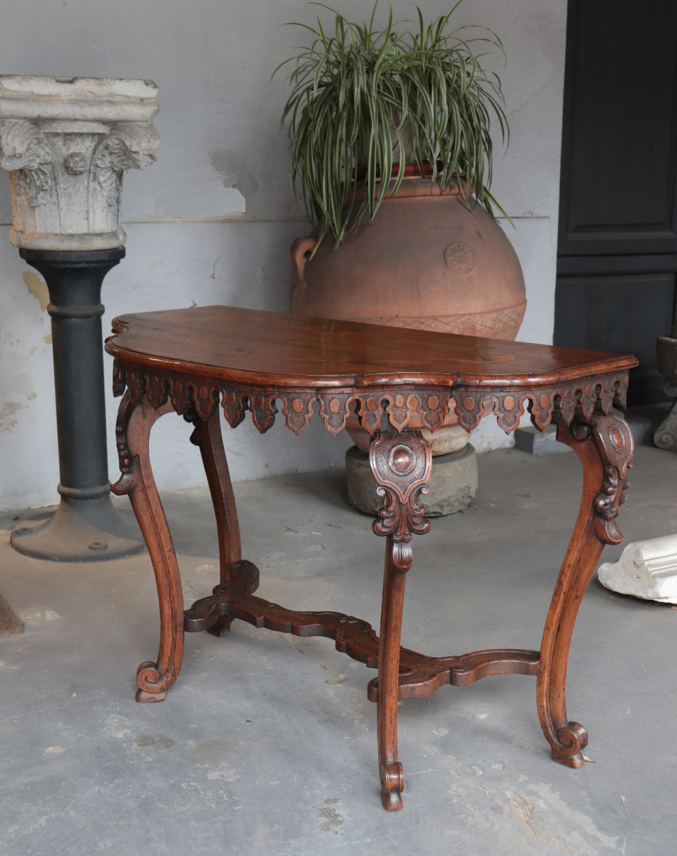 Walnut Console Table, Venice, 18th Century