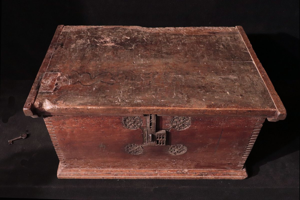 Gothic Chest, Veneto, 15th Century-photo-4
