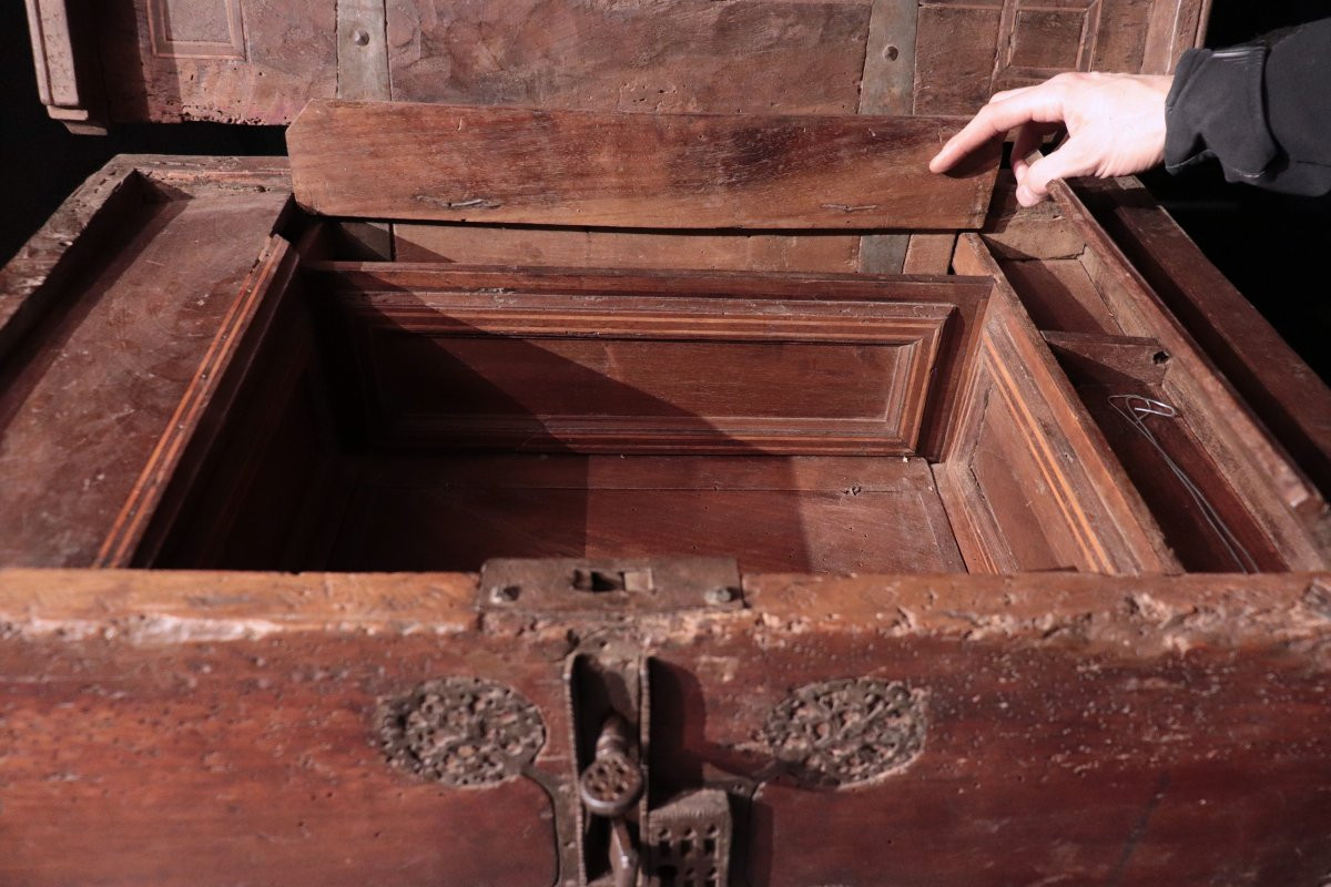 Gothic Chest, Veneto, 15th Century-photo-3
