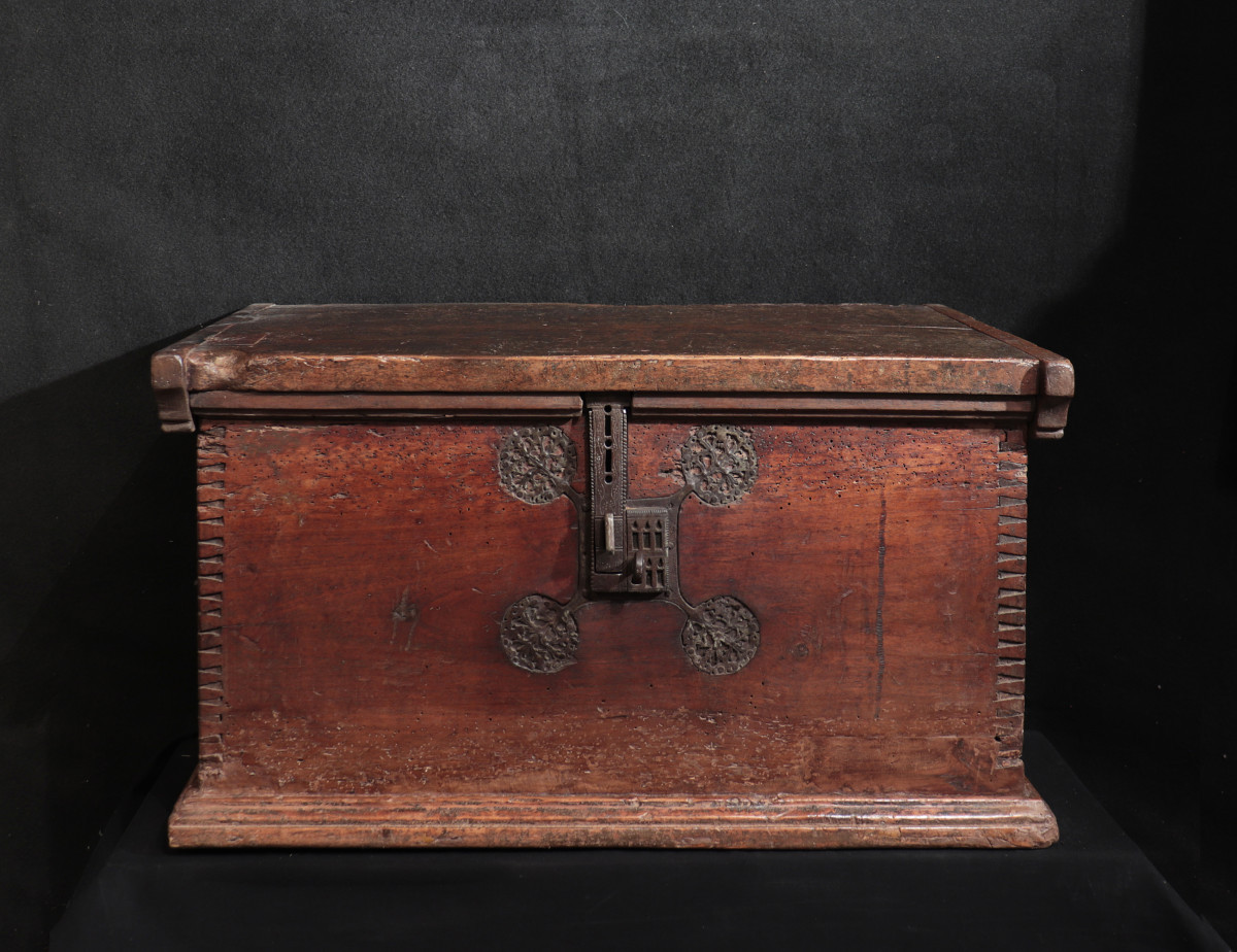 Gothic Chest, Veneto, 15th Century