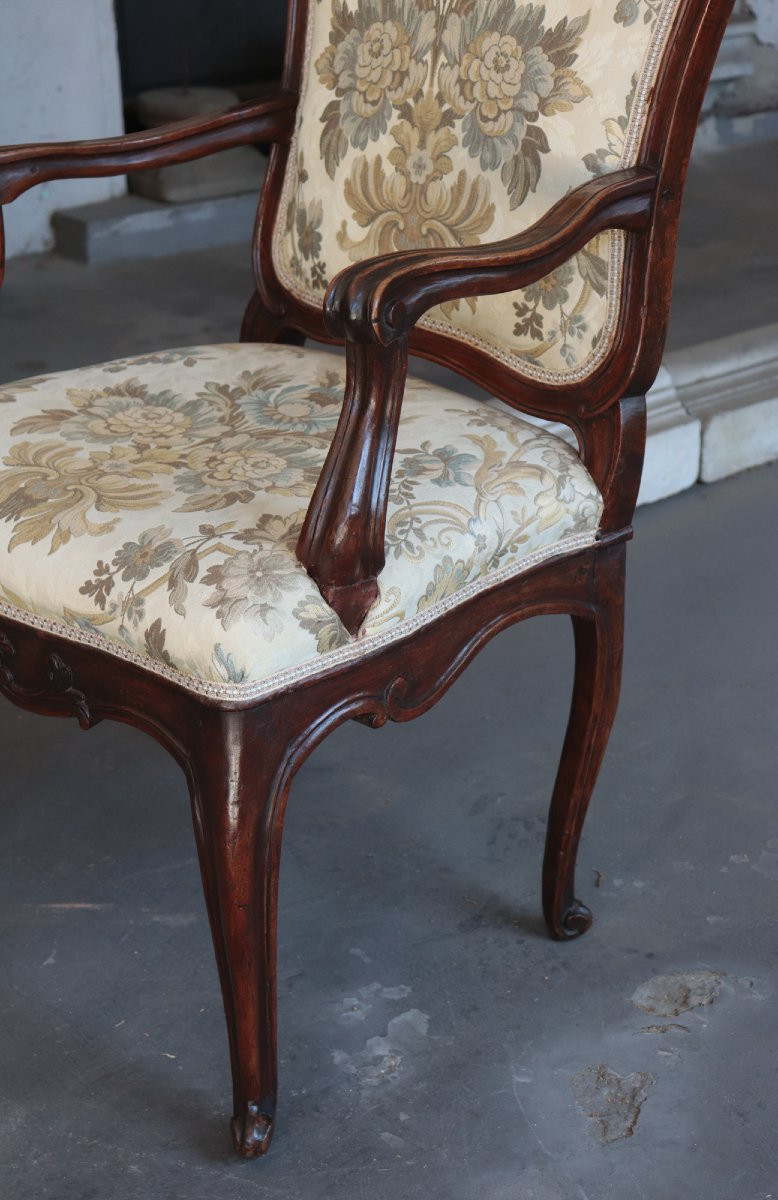 Pair Of Italian Armchairs. 18th Century-photo-3