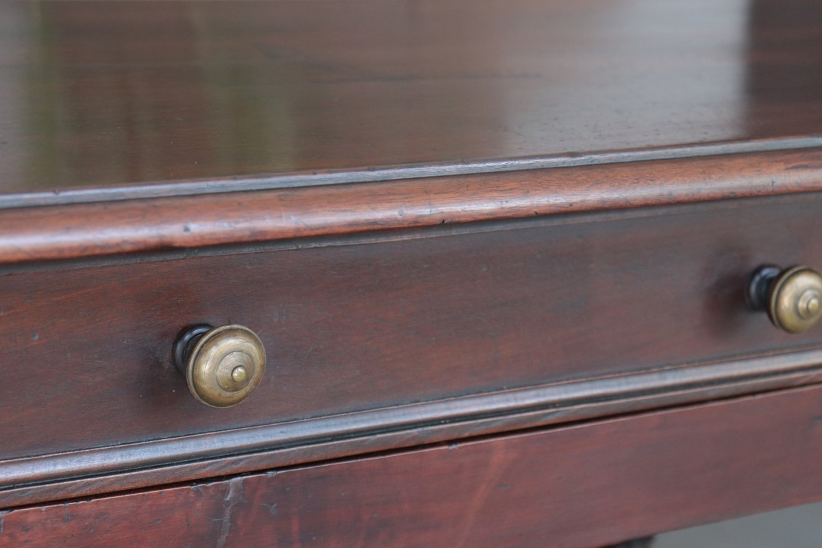 Table en noyer, Bologne, XVIIe siècle-photo-3