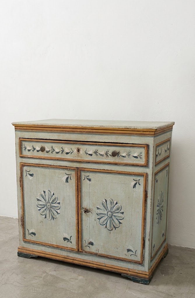 Lacquered Sideboard, Tuscany, 18th Century