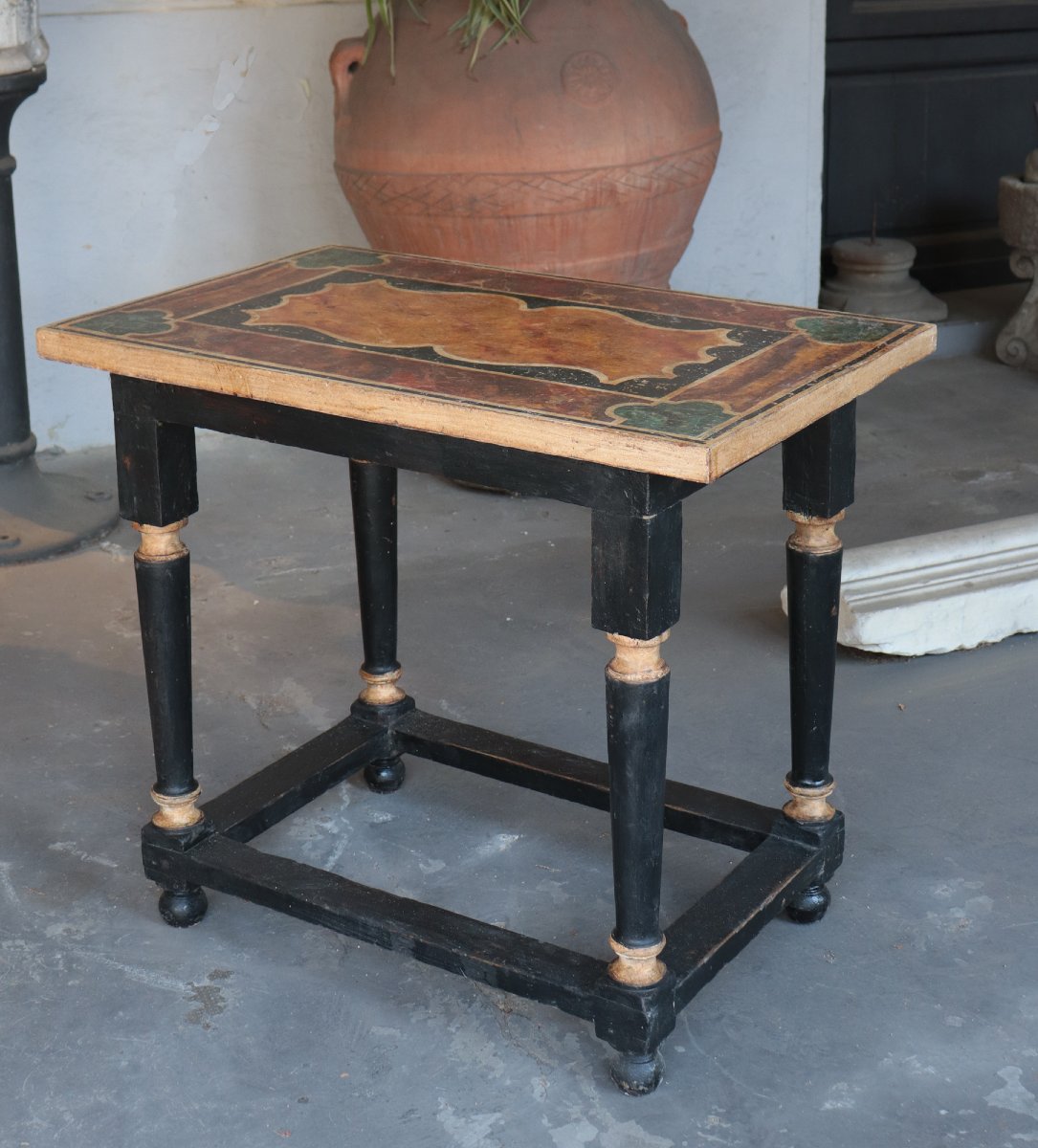 Marble-effect Lacquered Coffee Table, Tuscany, Late 18th Century