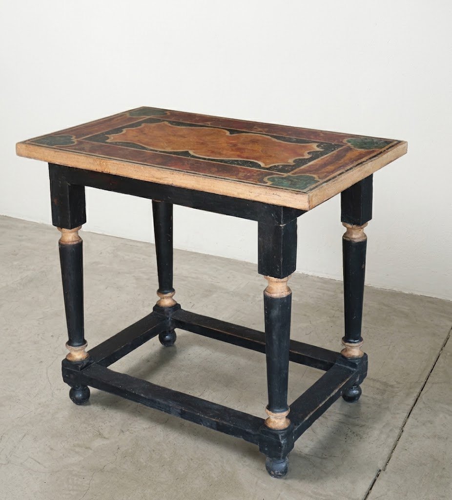 Marble-effect Lacquered Coffee Table, Tuscany, Late 18th Century