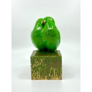 Sèvres Mnf France Green Enameled Earthenware Art Deco Period "couple Of Inseparable (parakeets)" 