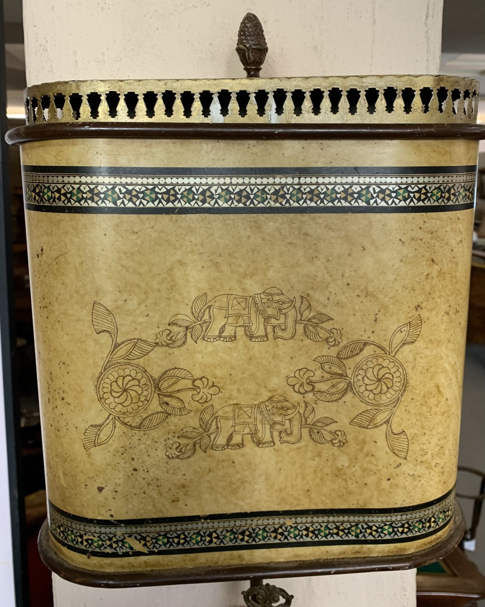 Indoor Hand Washbasin In Painted Sheet Metal. France, 19th Century-photo-2