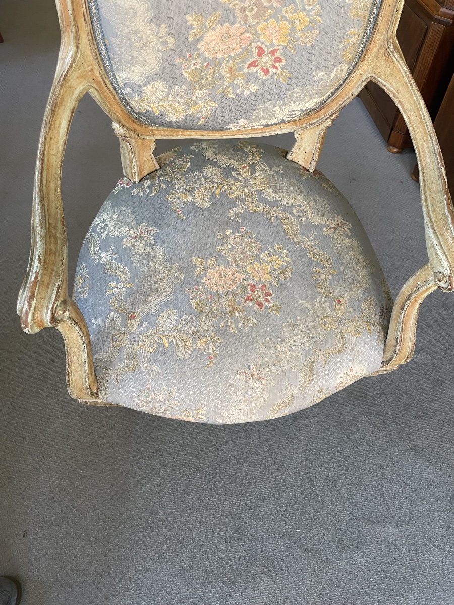 Ancien fauteuil laqué, milieu du 18ème siècle-photo-4