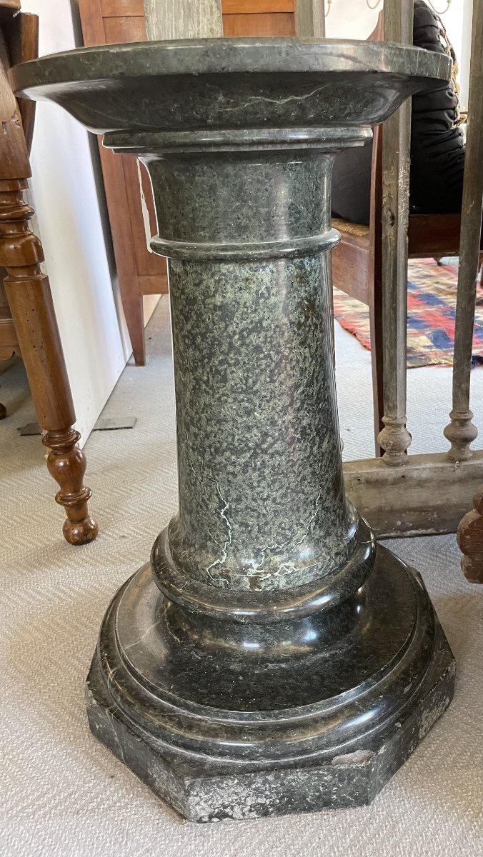 Pair Of Neoclassical Columns In Green Prato Marble. Tuscany, 18th–19th Century -photo-4