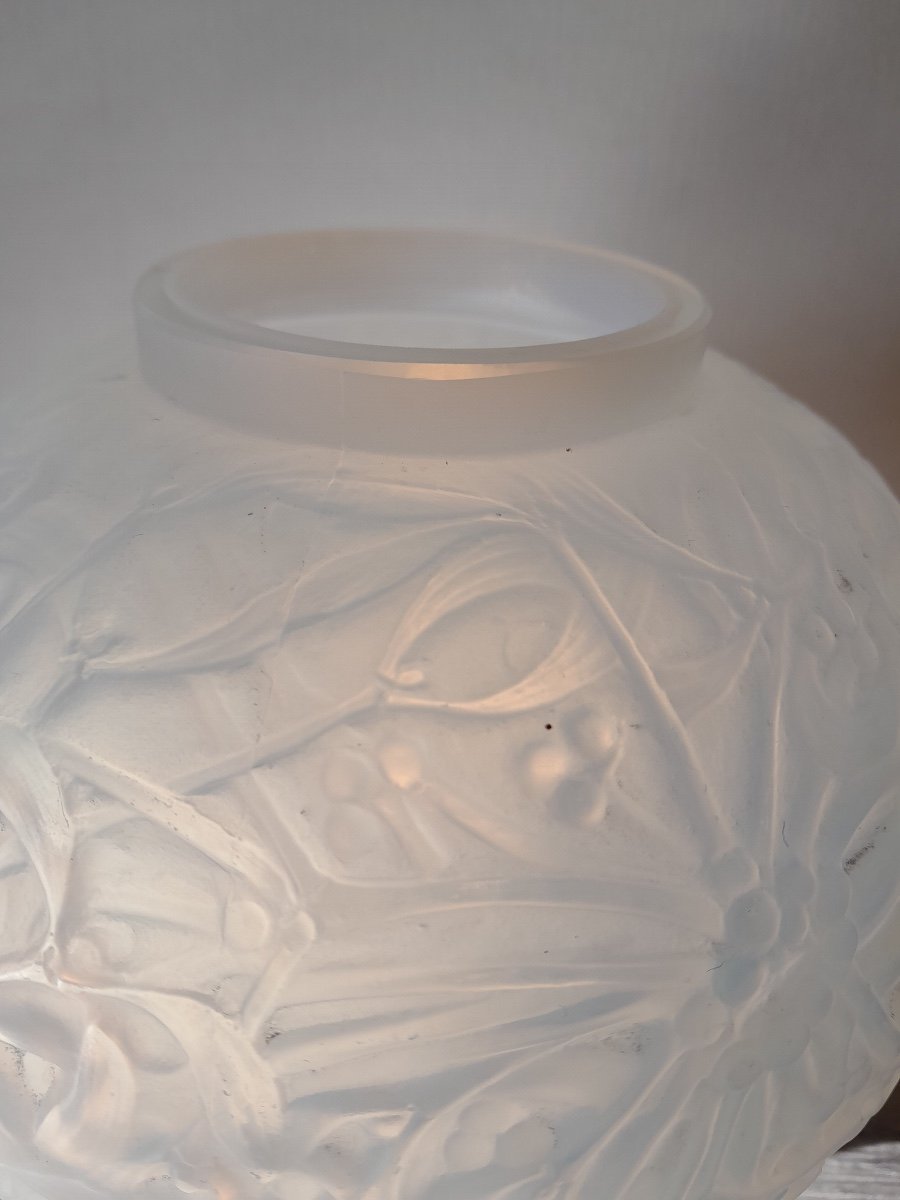 Gui Opalescent Vase By René Lalique, Circa 1920-photo-5