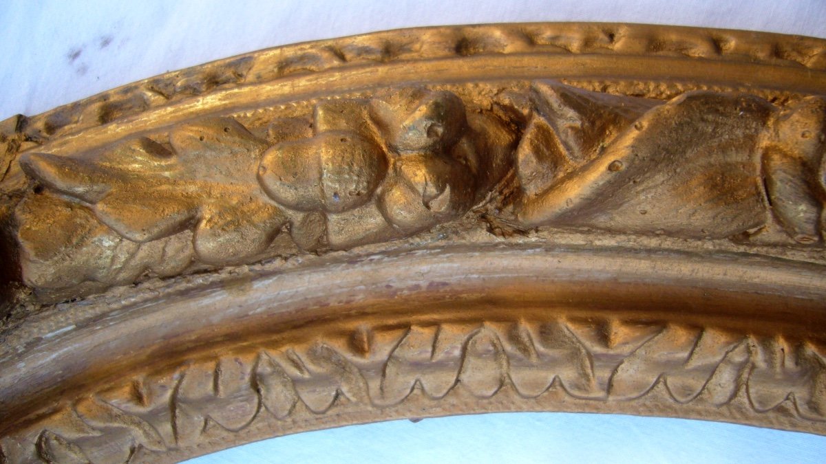 Oval Frame In Louis XIII Carved Oak-photo-2