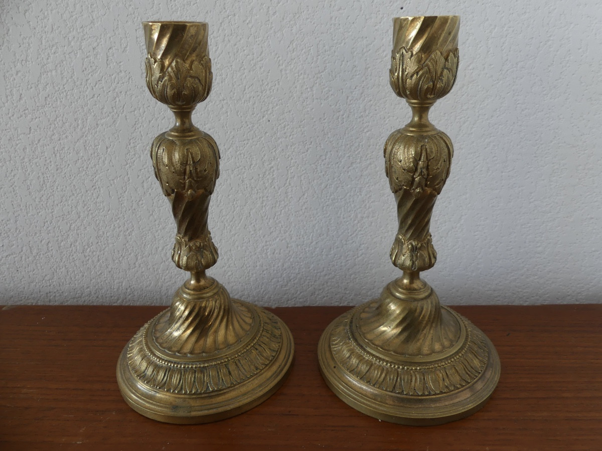 paire bougeoirs bronze doré style Louis XVI, Napoléon III.